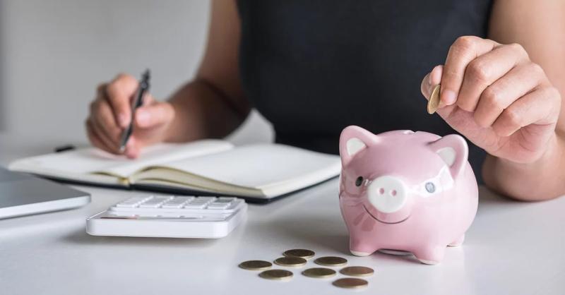 Jak Skutecznie Oszczędzić: Przelicznik USD na PLN i Wymiana Dolarów na Złotówki